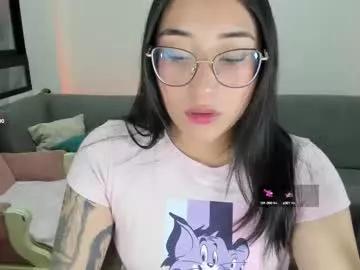 hottbee1 from Chaturbate