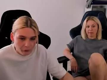 hottyblonds from Chaturbate