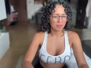 illaroom from Chaturbate