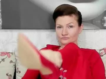 illegalbeauty87 from Chaturbate