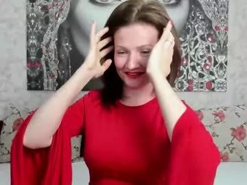 illegalbeauty87 from Chaturbate