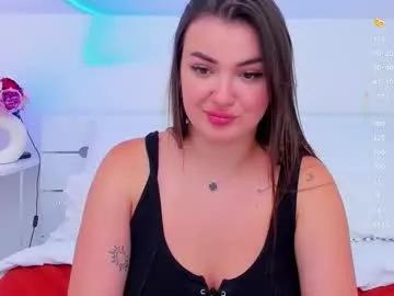 Explore our live girls sluts from our Custom and Multi clubs and checkout exclusive access to highly interactive content, such as shape, hair, titties, pussy type and many more.