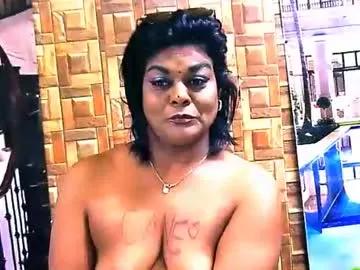 indiancherrypie from Chaturbate