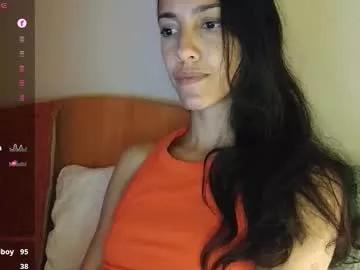 innocentlatiina from Chaturbate