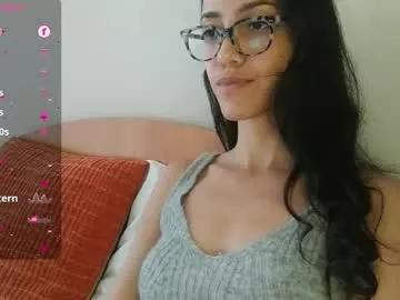 innocentlatiina from Chaturbate