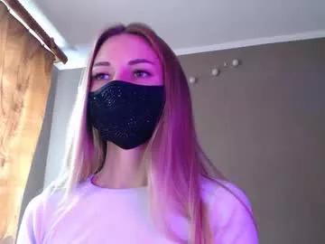 iris_lave from Chaturbate