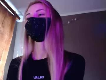 iris_lave from Chaturbate
