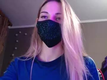 iris_lave from Chaturbate