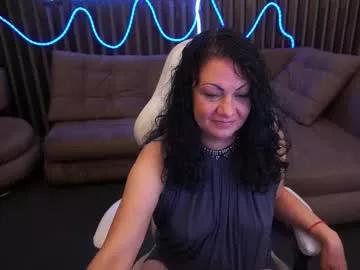 irismoonn from Chaturbate