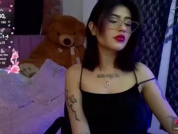 Explore our live girls sluts from our Custom and Multi clubs and checkout exclusive access to highly interactive content, such as shape, hair, titties, pussy type and many more.