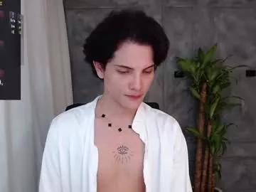 isaac_miler from Chaturbate