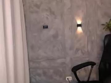 isaac_miler from Chaturbate