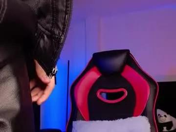 isaac_saenz from Chaturbate