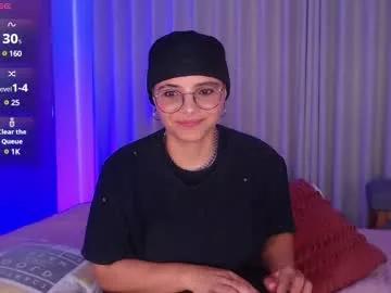 Photos of isabellamoutt from Chaturbate is Freechat