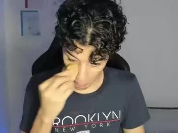 isidroglasc from Chaturbate