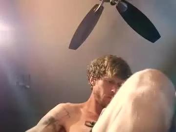 Islandtwinkjustinsideyou webcams show profile image 