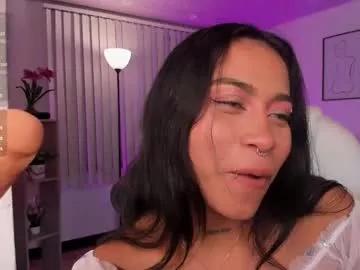 ivyy_moon from Chaturbate