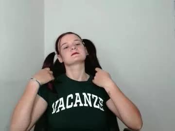 izzyflame18 from Chaturbate