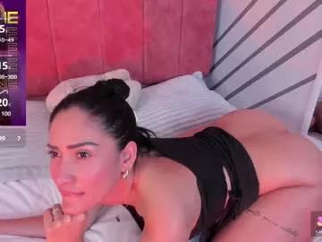 Explore our live girls sluts from our Custom and Multi clubs and checkout exclusive access to highly interactive content, such as shape, hair, titties, pussy type and many more.