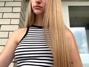 jinnyjaquins from Chaturbate