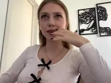 jolenebogatitus on Chaturbate