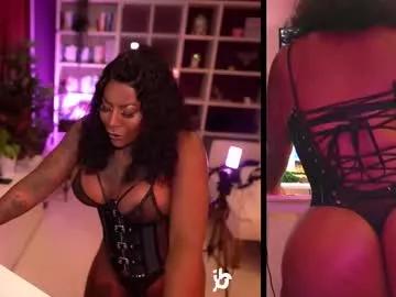 Explore our live girls sluts from our Custom and Multi clubs and checkout exclusive access to highly interactive content, such as shape, hair, titties, pussy type and many more.