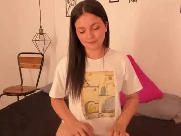 juanilittle from Chaturbate is Freechat
