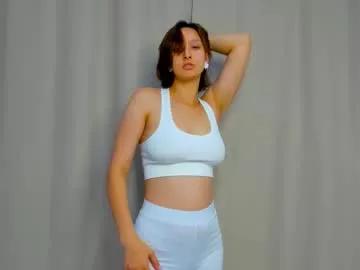 Explore our live girls sluts from our Custom and Multi clubs and checkout exclusive access to highly interactive content, such as shape, hair, titties, pussy type and many more.