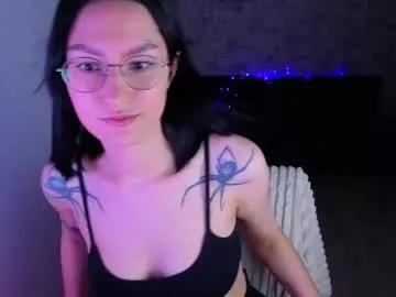Julierayls webcams show profile image 