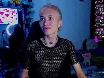 Juniior0_0 webcams show profile image 