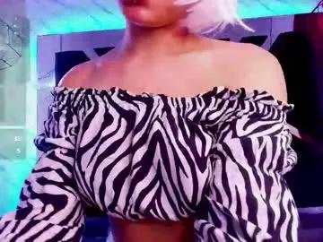Explore our live girls sluts from our Custom and Multi clubs and checkout exclusive access to highly interactive content, such as shape, hair, titties, pussy type and many more.