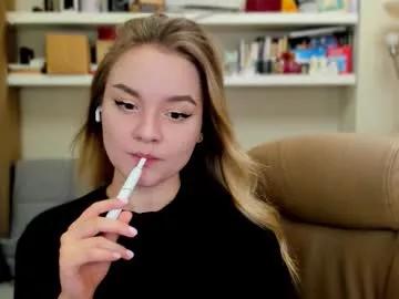 kara_smith_ from Chaturbate