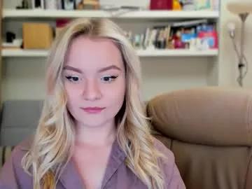 kara_smith_ from Chaturbate