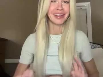 karabearr from Chaturbate