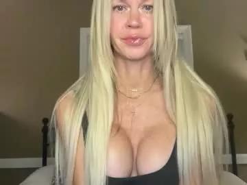 karabearr from Chaturbate