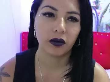 Explore our live girls sluts from our Custom and Multi clubs and checkout exclusive access to highly interactive content, such as shape, hair, titties, pussy type and many more.