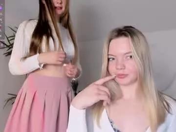 Explore our live girls sluts from our Custom and Multi clubs and checkout exclusive access to highly interactive content, such as shape, hair, titties, pussy type and many more.