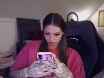 kawaiikezia from Chaturbate