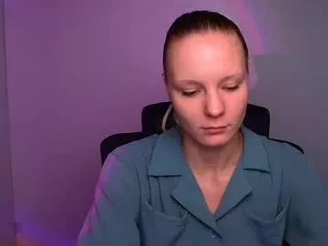 kelly_lly from Chaturbate