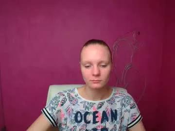 kelly_lly from Chaturbate
