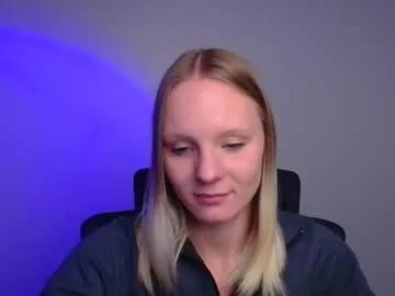 kelly_lly from Chaturbate