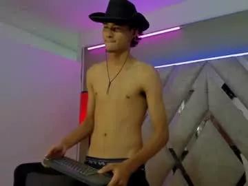 Kenix_7 webcams show profile image 