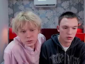 kevinm1lky from Chaturbate is Freechat