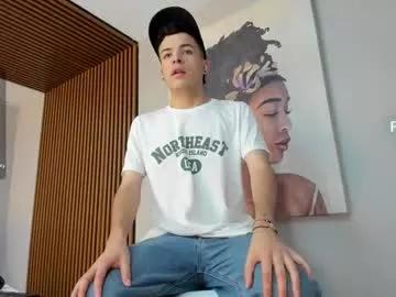 kevinn_blue from Chaturbate is Freechat