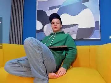 kevinn_blue from Chaturbate is Freechat