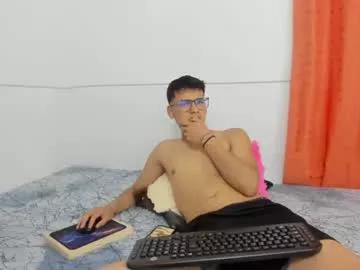 kiindred_ from Chaturbate