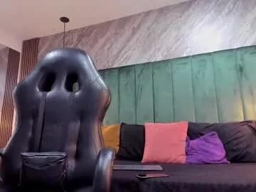 kiing_magic from Chaturbate
