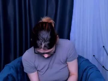 kiki_krash from Chaturbate