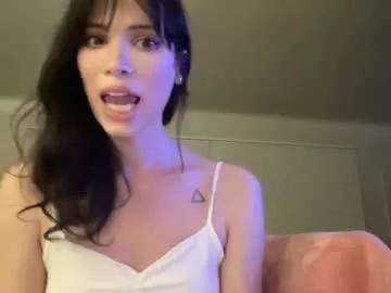 kikihart from Chaturbate