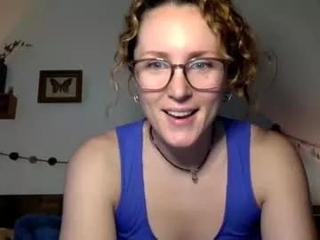 kikiraebabyy from Chaturbate